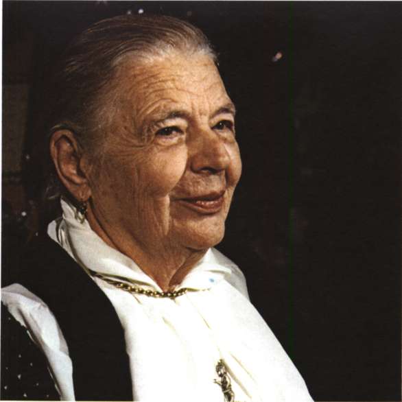 Μαργκερίτ Γιουρσενάρ. Μια από τις κορυφαίες φυσιογνωμίες των γαλλικών γραμμάτων, η πρώτη γυναίκα που έγινε μέλος της Γαλλικής Ακαδημίας.